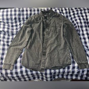 Primark button up size M barley worn text me before purchase